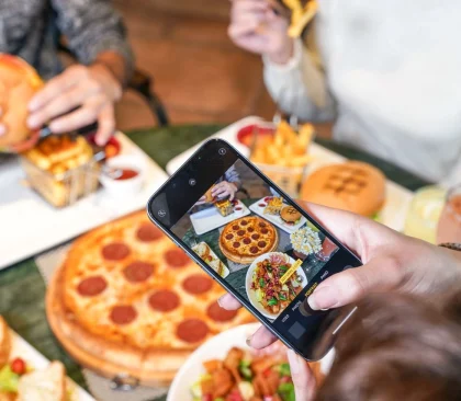 Restaurant social media management in Lebanon by Sync